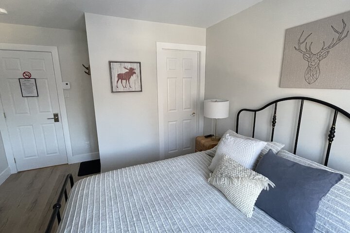Room 41 of 60