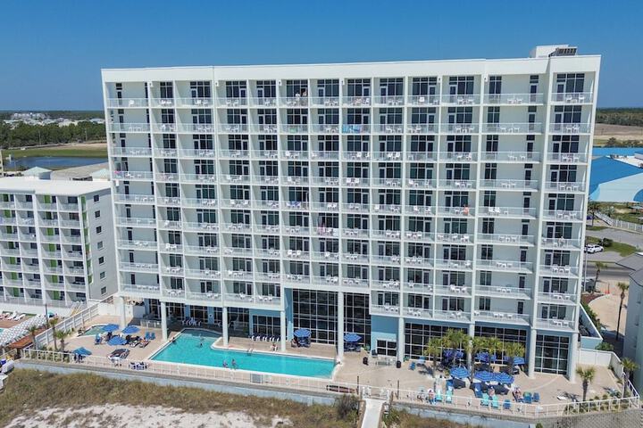 Hampton Inn & Suites Panama City Beach-Beachfront