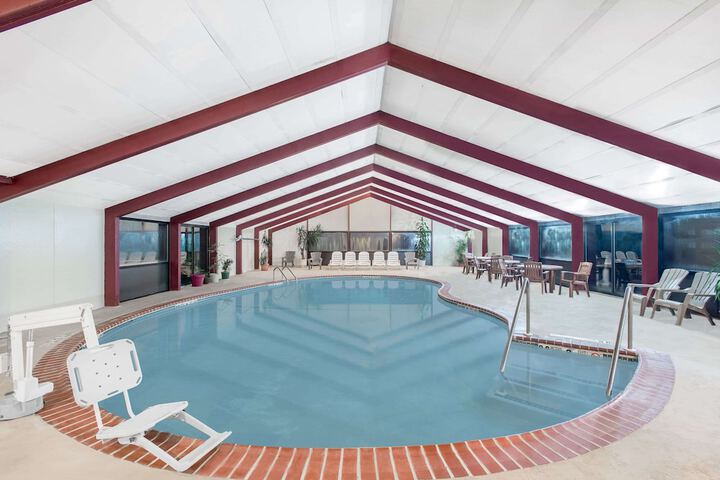 Pool 3 of 23