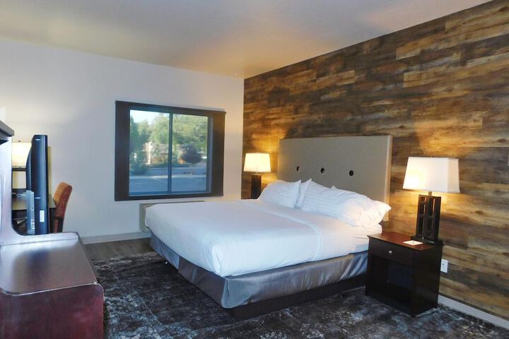 Room 21 of 30