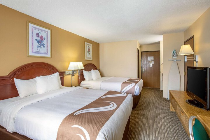 Quality Inn - Storm Lake