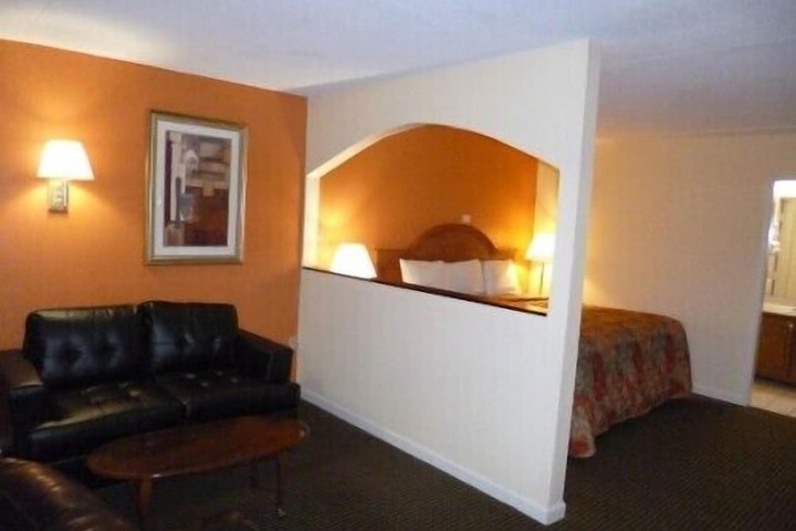 Room 14 of 41