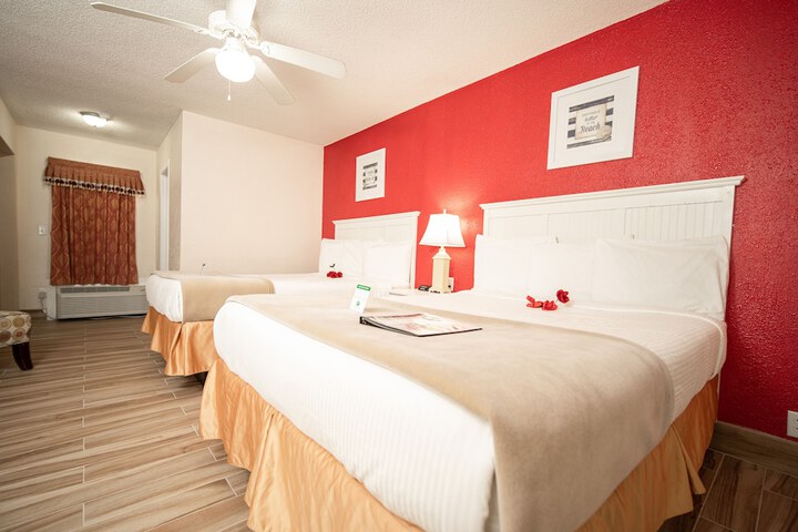 Room 34 of 63