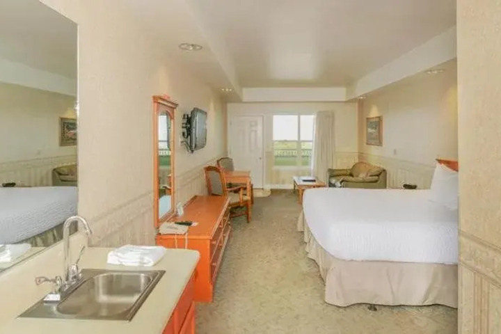 BAYVIEW MOTEL