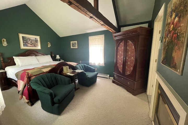 Room 75 of 86
