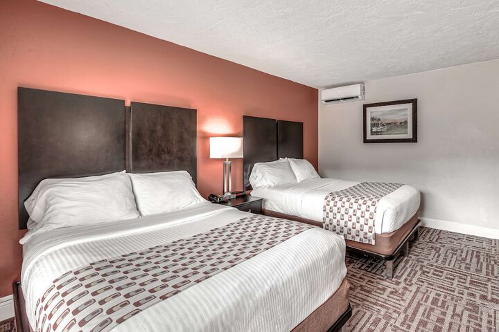 Room 28 of 42