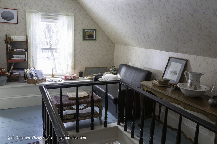Room 17 of 37