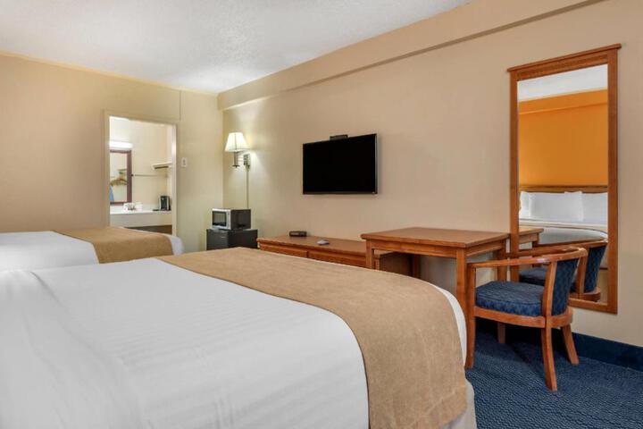 Rodeway Inn