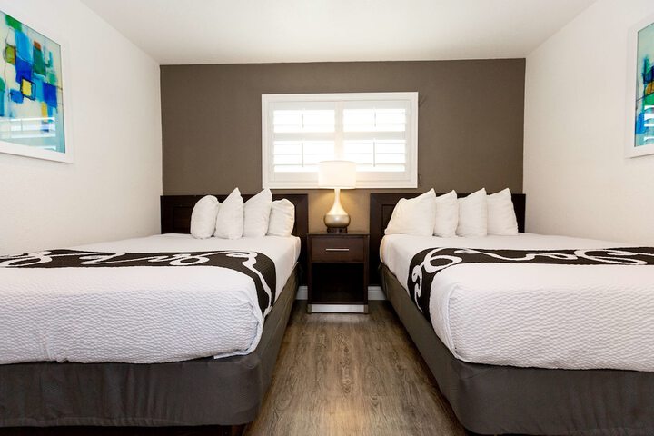 SureStay Hotel by Best Western Seaside Monterey