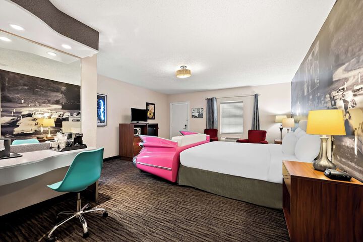 Room 18 of 41