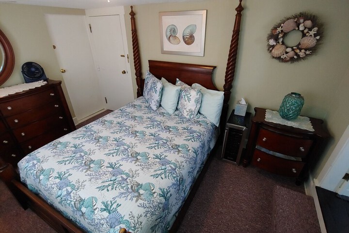 Island Guest House B & B