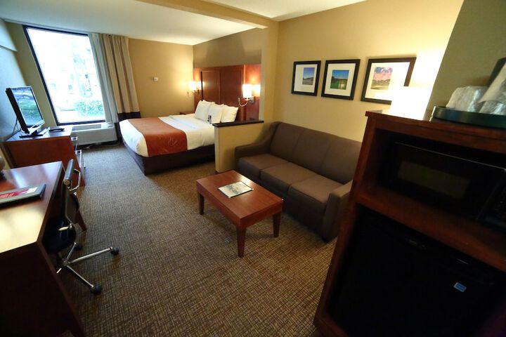 Room 15 of 49