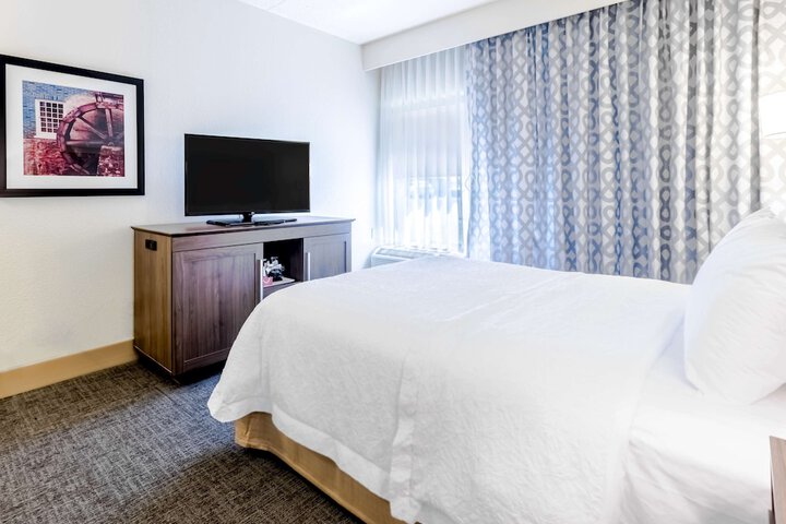 Hampton Inn St. Charles St. Peters