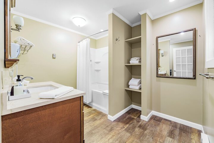 Room 45 of 78