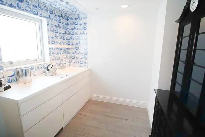 Private Condos at 1100 West by LMC