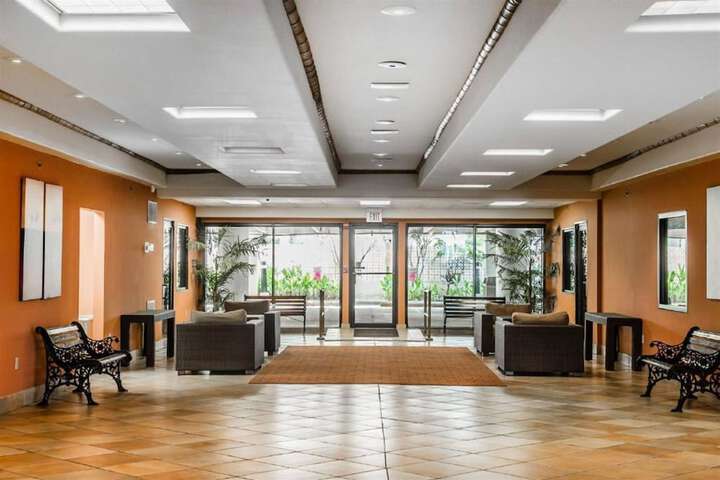 Sunchase Inn & Suites