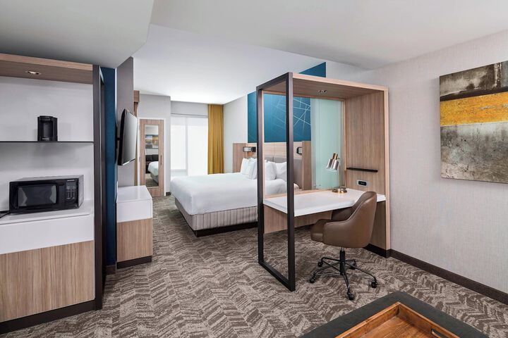 Room 32 of 56