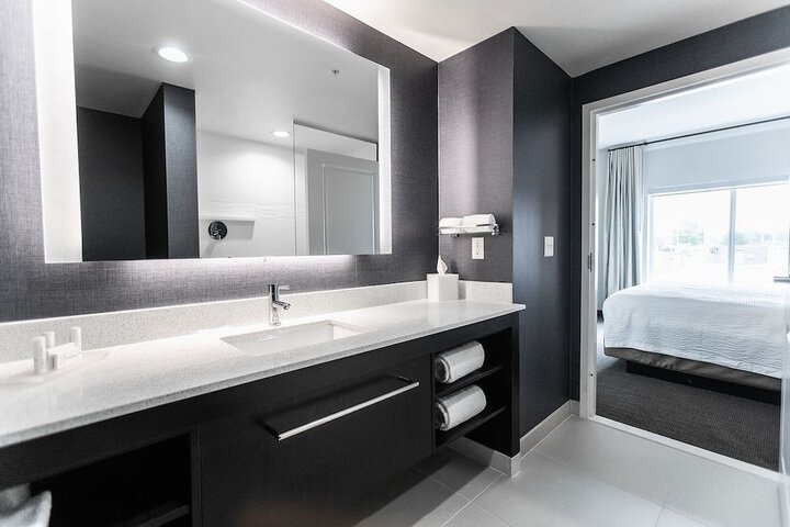 Room 46 of 60