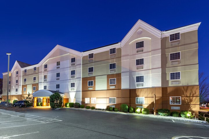 Hotel 10 of 44