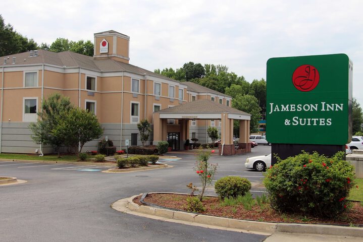 Hotel 3 of 50