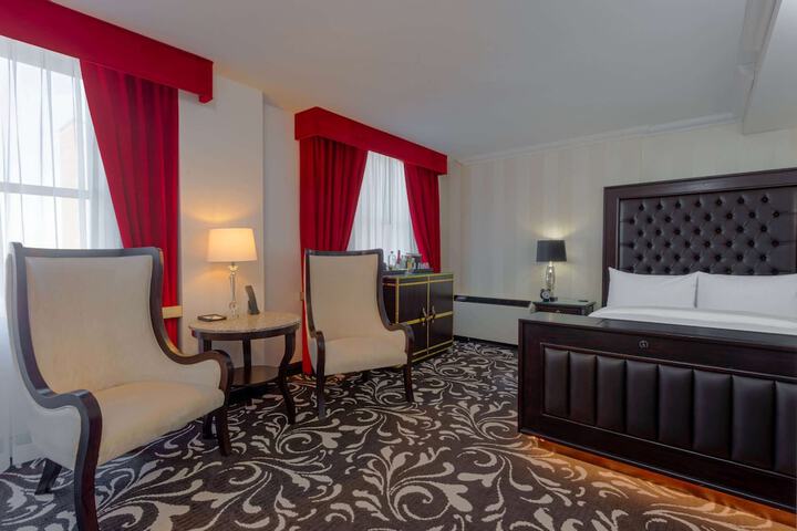 Room 19 of 27