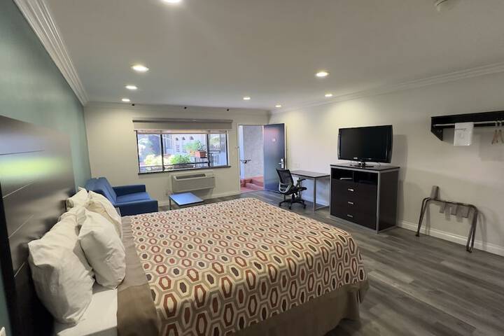 Garden Inn & Suites