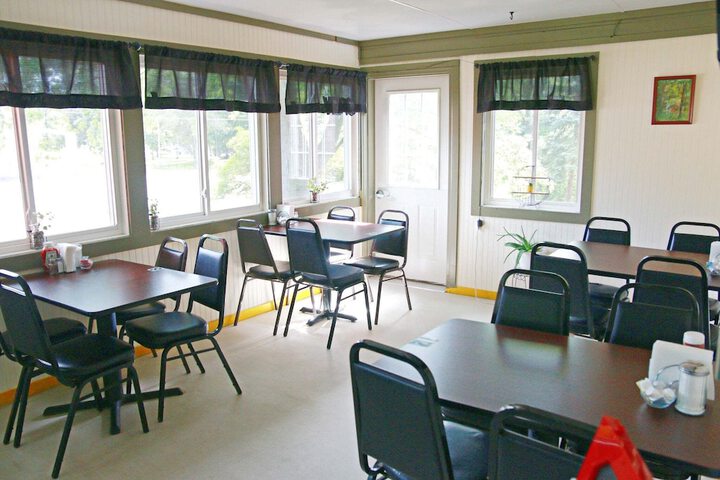 Foothills Lodge & Diner