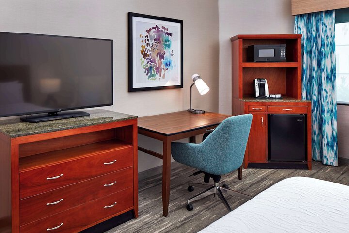 Room 15 of 28