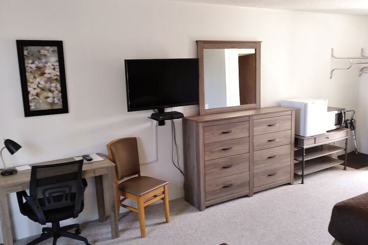 Room 9 of 23