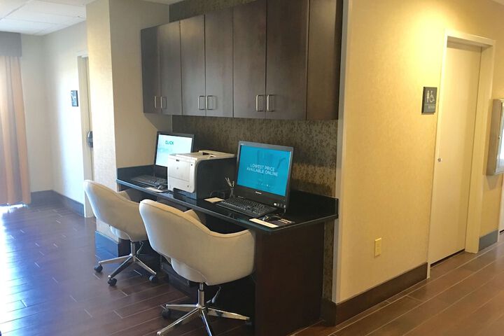 Business Center 49 of 50