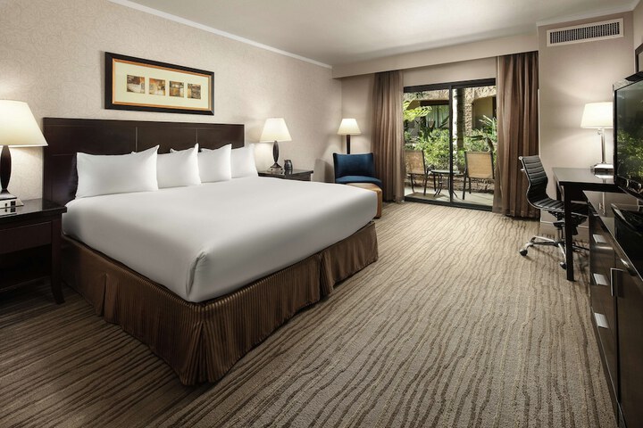Room 30 of 60