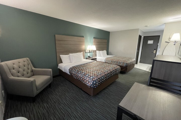 Room 16 of 46