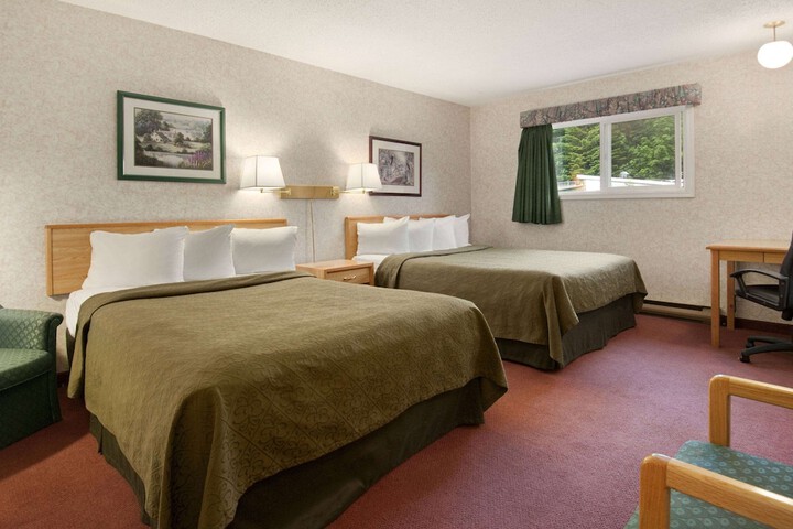 Room 18 of 28