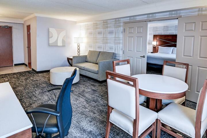 DoubleTree by Hilton Madison Downtown