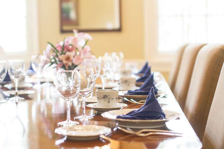 Dining 57 of 75