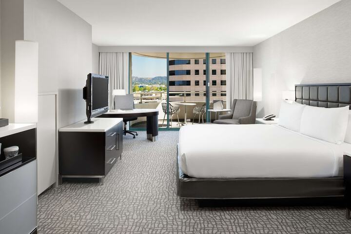 Room 34 of 79