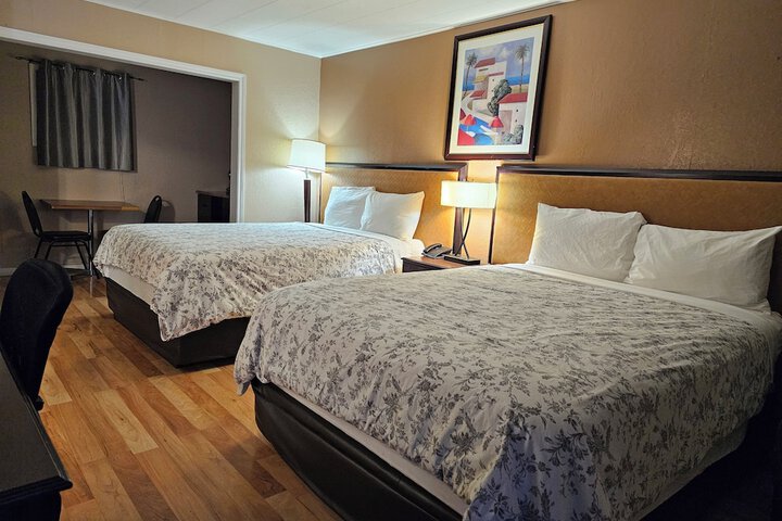 Room 30 of 41