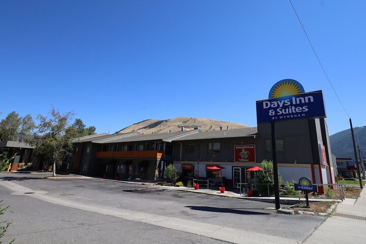 Days Inn and Suites by Wyndham Downtown Missoula-University