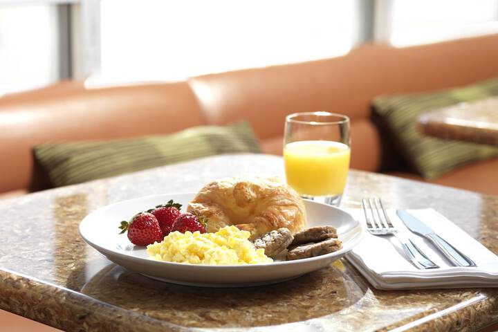 Breakfast/Coffee Service 13 of 19