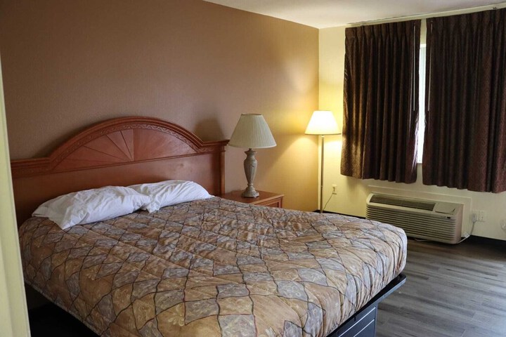 Budget Inn - Troy