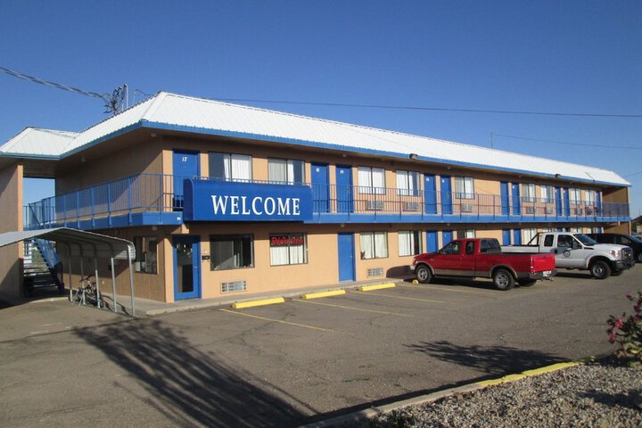 Hotel 5 of 27