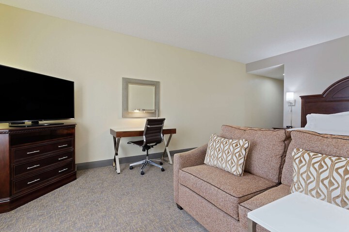 Room 28 of 36