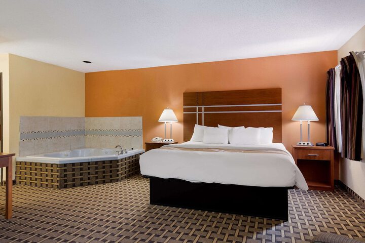 Room 21 of 30
