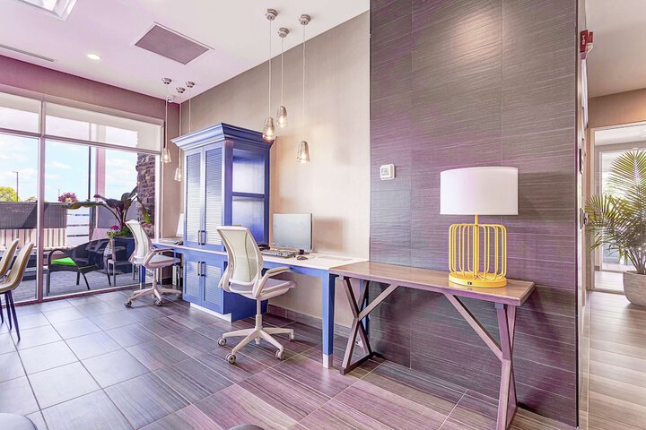 Home2 Suites by Hilton Toronto Brampton