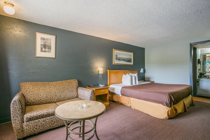 Room 40 of 50