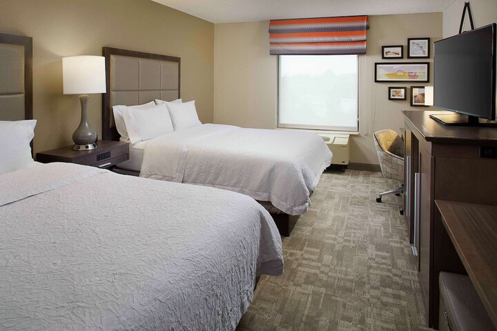 Hampton Inn Garden City Long Island