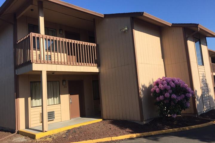 Centralia Inn
