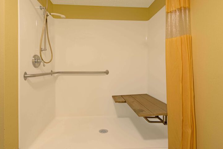 Room 13 of 15