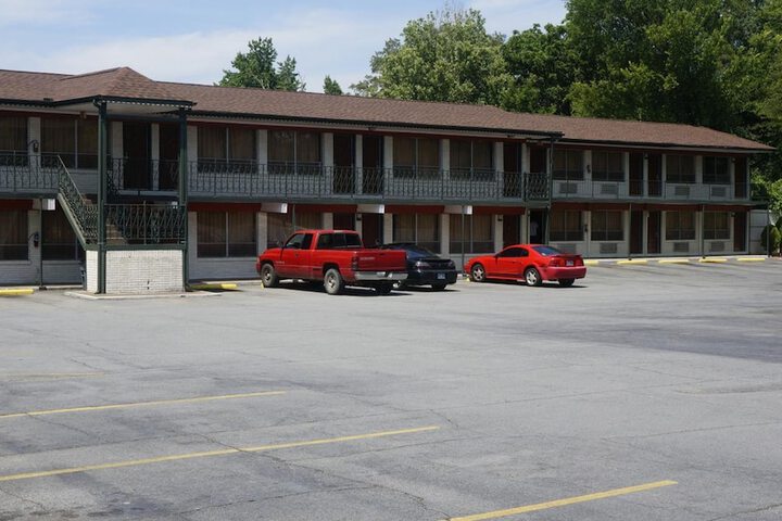 Hotel 3 of 28