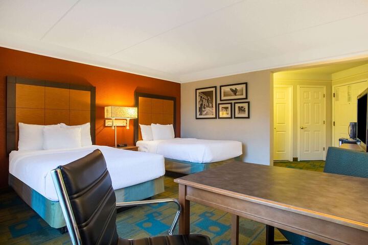 Room 14 of 30